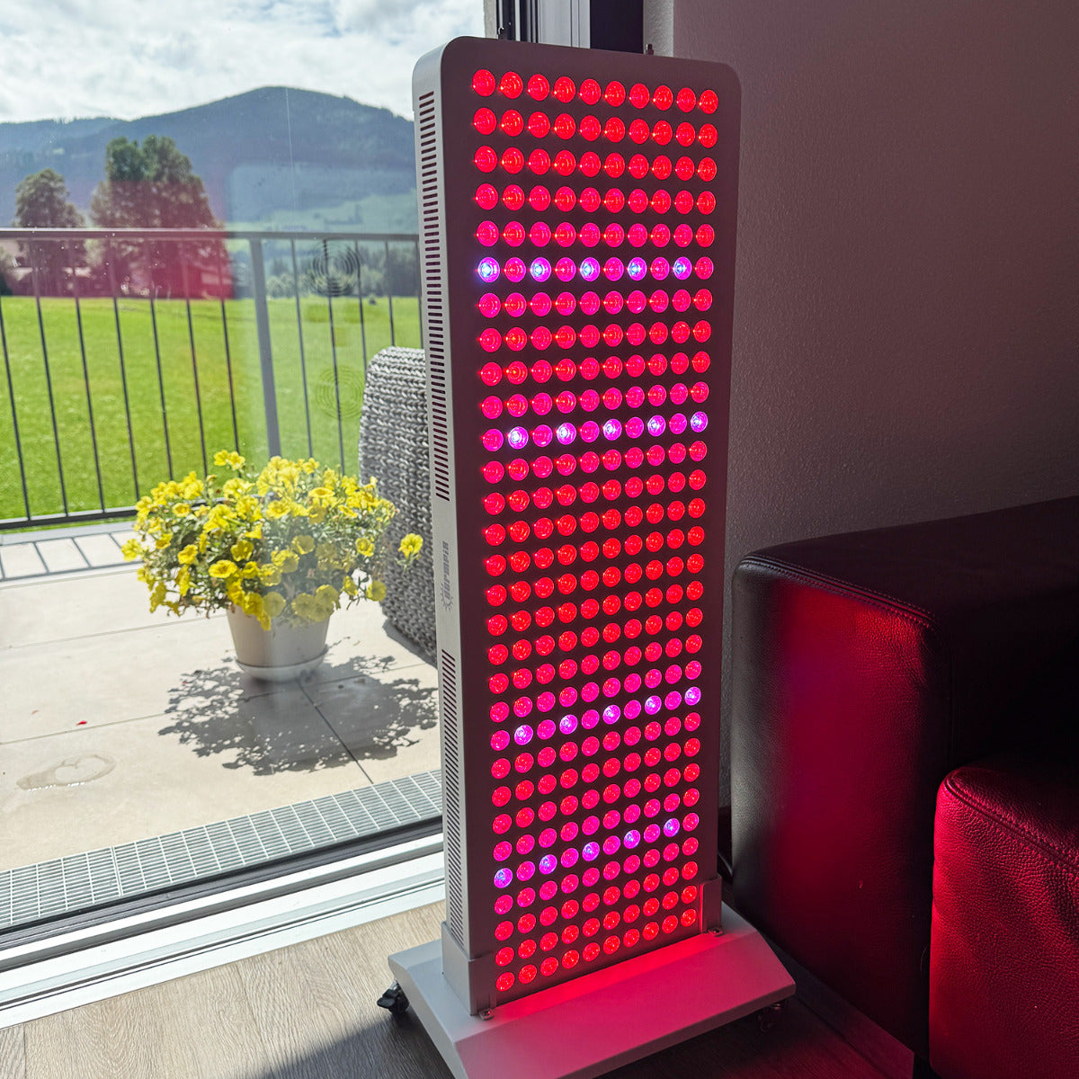 RLF1500 Red Light Panel
